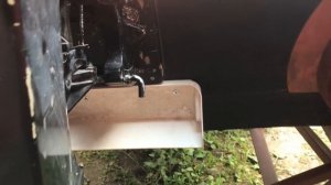 Вода льет из под мотора/Испытание защиты от брызг