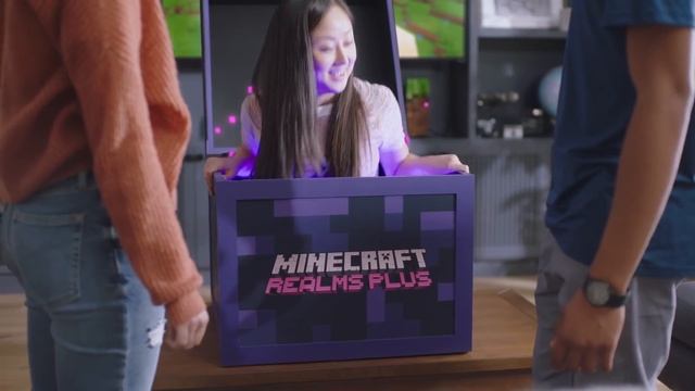 Minecraft Realms Plus: Release Trailer смотреть онлайн