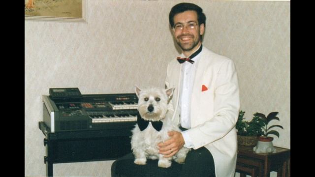 "Let's Dance" Andrew Varley Plays The Yamaha HS 8 Organ. My second commercial Recording смотреть онлайн