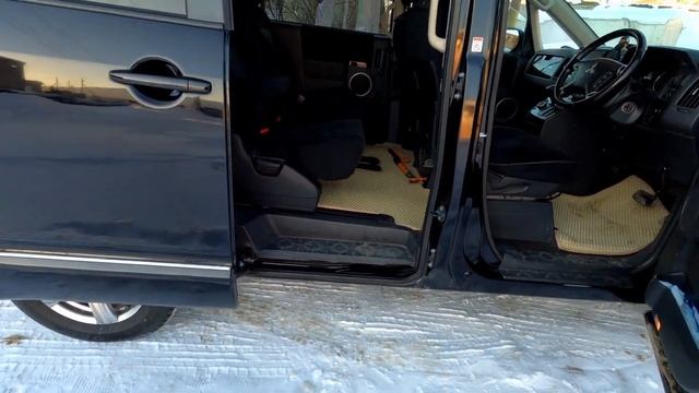 Mitsubishi Delica D5.  Мини-обзор.