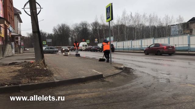 Где новая современная техника для уборки тротуаров?! смотреть онлайн