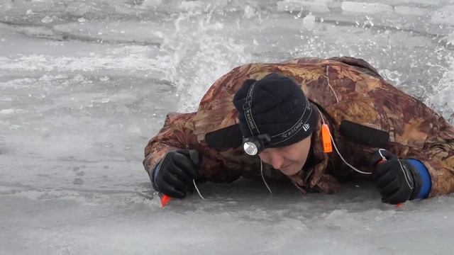 Белоярское водохранилище. Если тонет человек смотреть онлайн