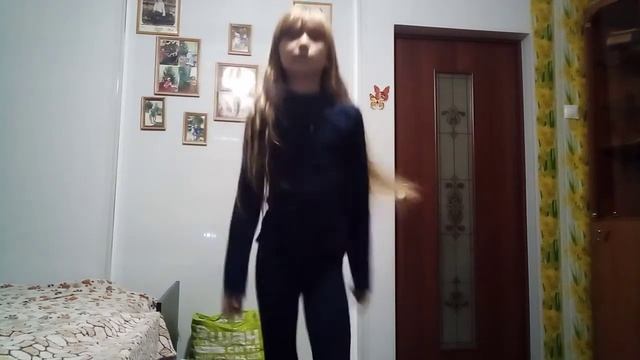 Лёгкий танец под песню open kids ХУЛИГАНИТЬ смотреть онлайн