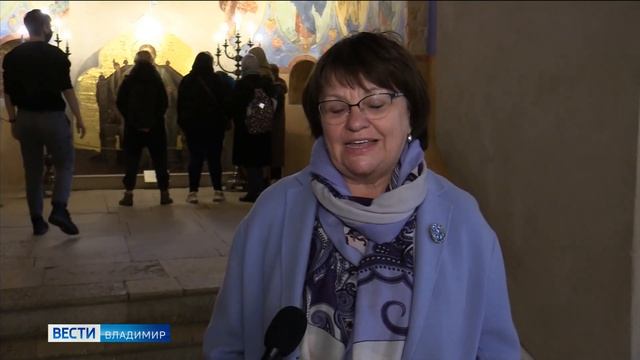 В Суздале ко дню Народного единства освятили мозаичную икону "Спас на троне" смотреть онлайн
