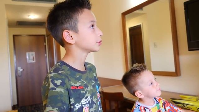 Артур и Давид НЕ ПОДЕЛИЛИ Квадрокоптер с GEARBEST ! Папа НЕ ПРОСТИТ Что Остался БЕЗ ВЕЩЕЙ! смотреть онлайн