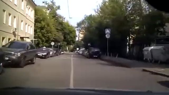 От метро «Улица 1905 года» до ул. Б. Грузинская смотреть онлайн