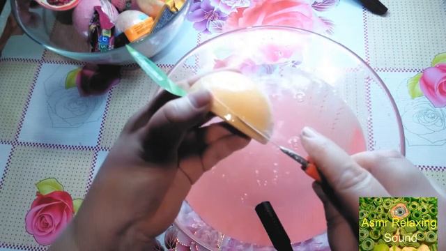 ASMR Carving and Dissolving Bath Bombs / АСМР Резка и Растворение Бомбочек для Ванны смотреть онлайн