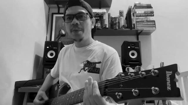 My first electric guitar got for me in 2002/2003. Love this sound of this G. Ibanez AX7 (Japan) смотреть онлайн