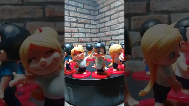 Полный набор фигурок «Love is» (ООО «ПРОСТО тойс»)