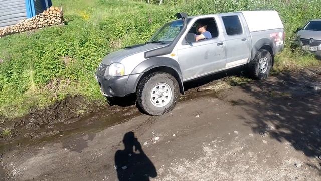 РЕКИ КИПЯТ ОТ РЫБЫ,А НА БЕРЕГУ НЕГДЕ ВСТАТЬ ОТ КОЛИЧЕСТВА РЫБАКОВ! ЗАГОТОВКА РЫБЫ НА СЕВЕРЕ(часть 1 смотреть онлайн