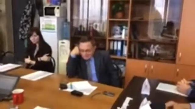 Пресс-конференция саратовского "Яблока" 29.09.2017, часть 2 смотреть онлайн