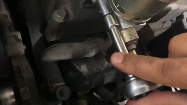 How To Replace EGR Valve on 2008 Chevrolet Equinox, Fix code P0403 смотреть онлайн