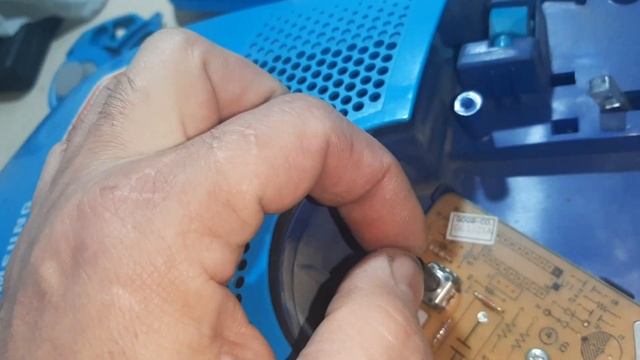 Пылесос нет регулировки оборотов - простой ремонт.