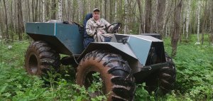 На каракате по лесу.