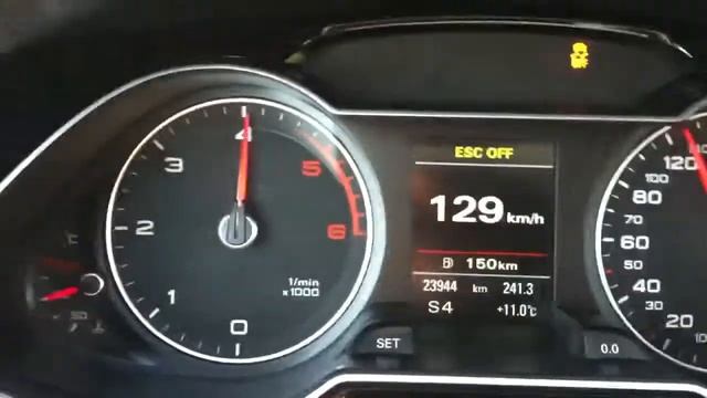 Audi A4 B8 FL 3 0 TDI Revo acceleration смотреть онлайн