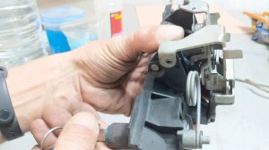 Хлопушка на T4 не открывается снаружи