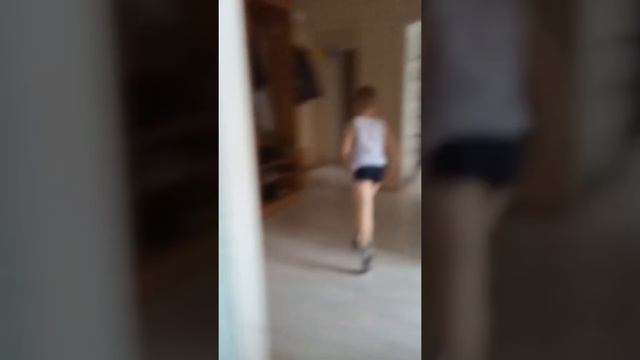 Саша тиви делает пранки над. Вовай. смотреть онлайн