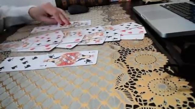 ДАМА ЧЕРВИ-МАЙ смотреть онлайн