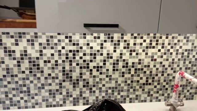 Фартук на кухне.Мозаика.#фартукдлякухни#мозаика#ремонткухни смотреть онлайн