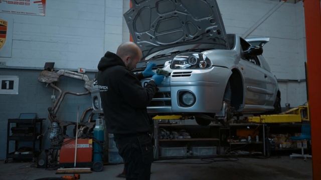MEGUIARS RENAULT ENGINE SWAP - EPISODE 1