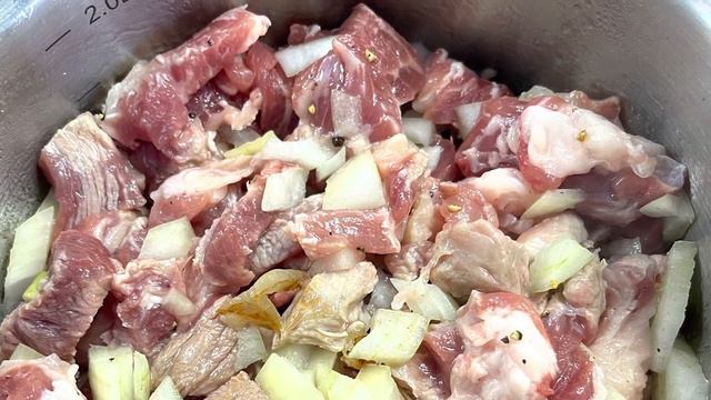 Добавьте в жаркое только ЭТО и получите жаркое, как раньше в деревне готовили👍 смотреть онлайн