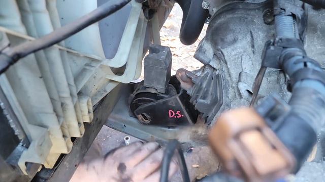 ABANDONED MATRIX PART 3: C60 6-SPD TRANSMISSION INSTALL & NEW EXEDY CLUTCH UPGRADE+MUST-DO UPGRADES смотреть онлайн