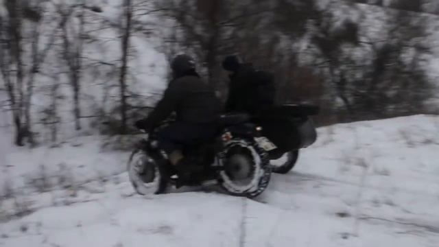 Зимний продубас на советских мотоциклах. Часть 2. смотреть онлайн