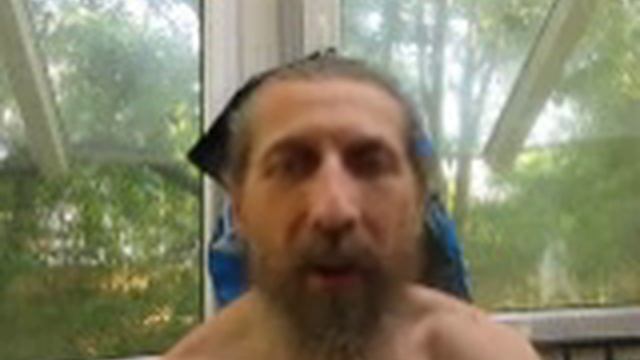 Мой стих В молчании. Нет виноватых,есть глупые и звблудшие.Грех осуждай,грешника прощай смотреть онлайн