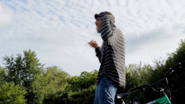 Office Chair Fun смотреть онлайн