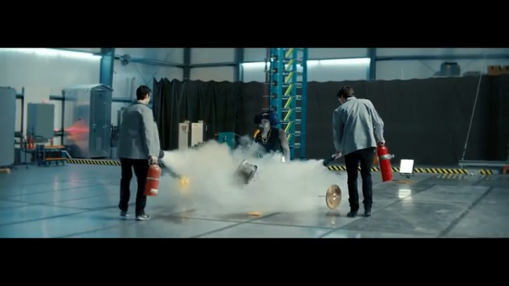 Невероятное - Как поймать молнию в бутылку - GE смотреть онлайн