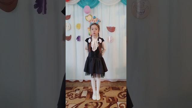 Кущеева Виктория стихотворение "Что мы Родиной зовем". смотреть онлайн