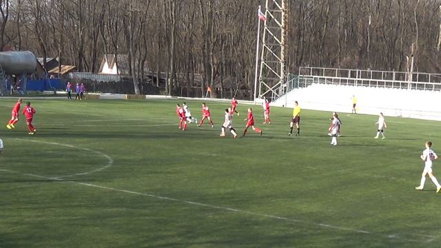 Футбол.Новороссийск.Юность 2002 - Красногвардеец(2)Москва 2002 3:1 1тайм смотреть онлайн