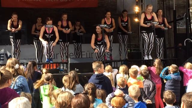 Jumping Fitness Stadtfest Hückeswagen 2017 смотреть онлайн