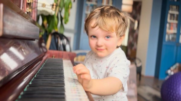 From his favorite compositions - Из любимых сочинений