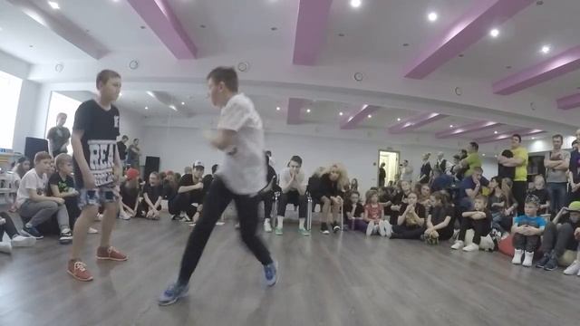 Никита Гончаренко vs Jemer (win)| Hip-Hop 13+ | 1/4 | Будь Собой Баттл смотреть онлайн