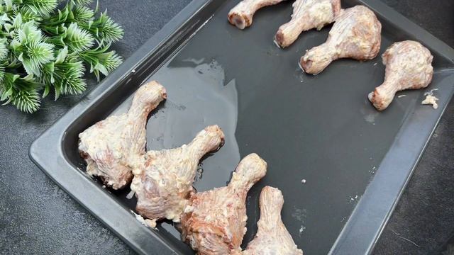 Обед на скорую руку! Курочка с картошкой! В духовке смотреть онлайн