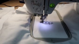 Швейно-вышивальная машина Brother innov-is 950 и пяльца EF71