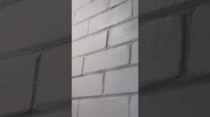 Красим КИРПИЧ Фасадной Краской в Белый Цвет - Своими Руками -  Отделка Балкона.