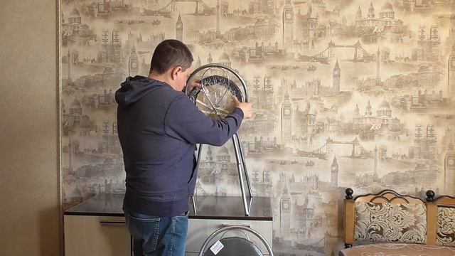 Не дорого в? СВЕТОФОРЕ || Купил стулья для кухни по 637 рублей за один. смотреть онлайн