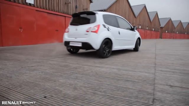 NOVO RENAULT TWINGO R.S. смотреть онлайн