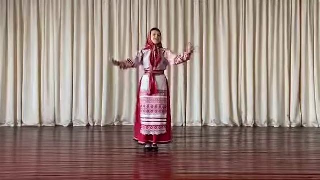 Карина Антипова - ДМШ №4 г. Старый Оскол -соло-13-15-«Как на нашей на долине» смотреть онлайн