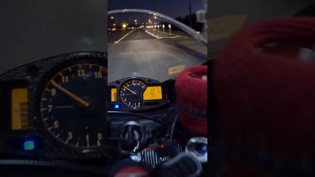 How To Properly Enter the Highway #cbr600 #toce смотреть онлайн