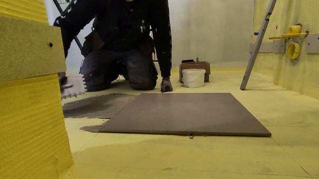 Полка в душевой внутри стены. смотреть онлайн