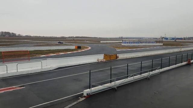 ГОНКИ НА MASERATI. Победитель отправится на трек в Италию! смотреть онлайн