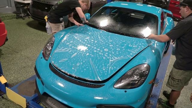 THE FIRST thing everybody should do to their Porsche GT4 смотреть онлайн