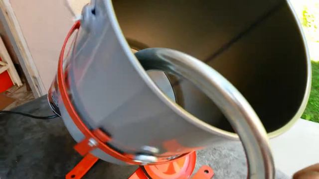 Kol Mixal M-58 Portable 5 gallon mixer Demo смотреть онлайн