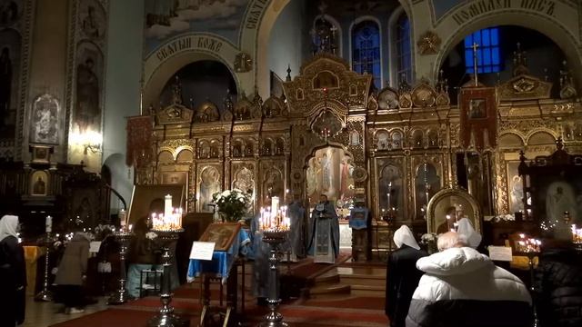 Покров Пресвятой Богородицы. Литургия 14.10.2021 смотреть онлайн