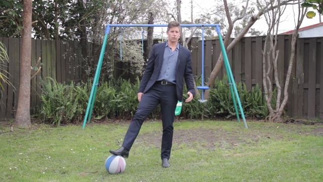 SOLD - 155a Verbena Road, Birkdale - Scott Mackenzie and Vivien Han смотреть онлайн