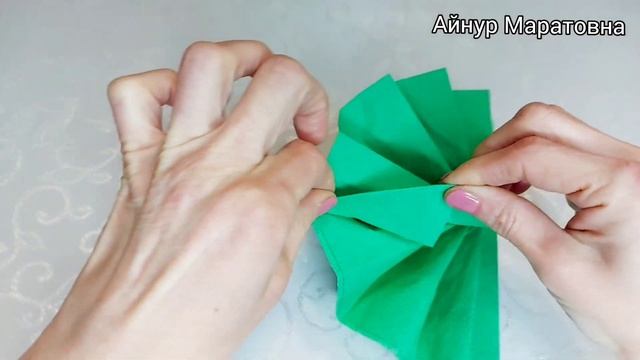 САЛФЕТКИ для сервировки стола. Сүлгіні әсемдеу. Ең оңай нұсқа. Servietten Falten. смотреть онлайн