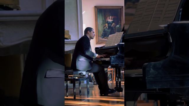 “Fly” - Ludovico Einaudi смотреть онлайн